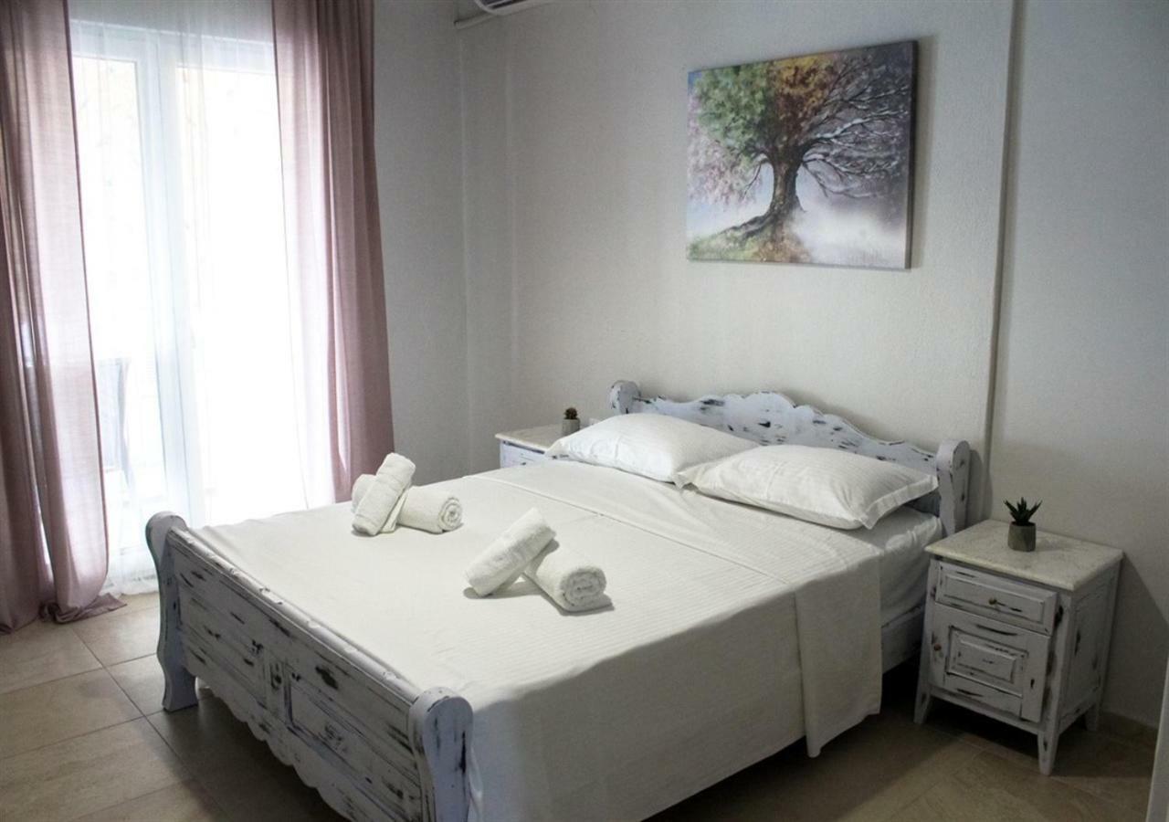 Liby'S Luxury Apartmemt Kavala Buitenkant foto