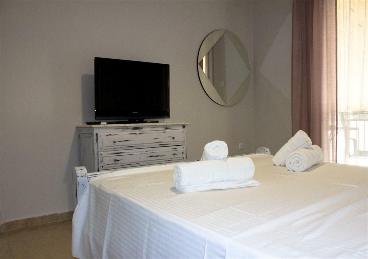 Liby'S Luxury Apartmemt Kavala Buitenkant foto